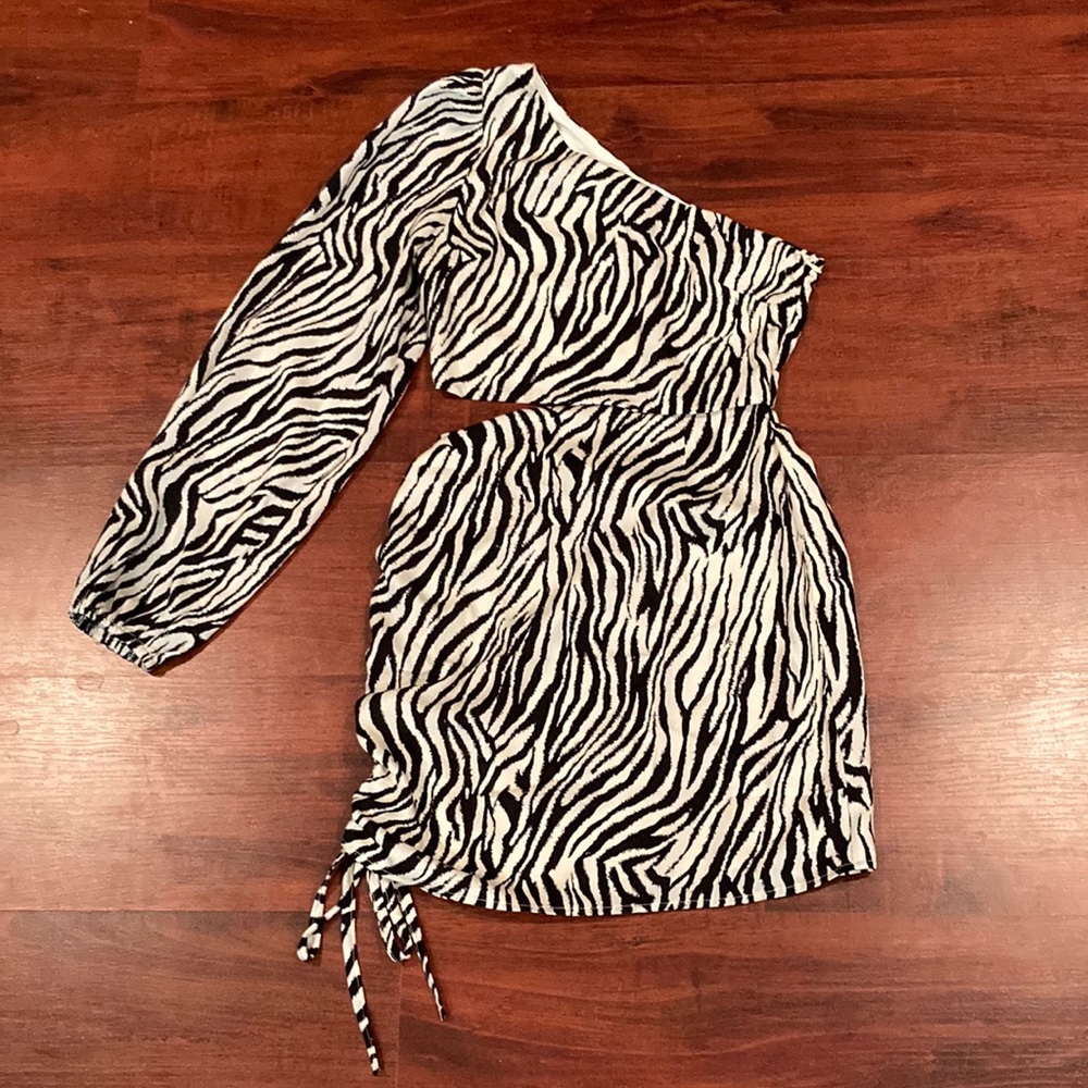 Zebra One Sleeve Party Dress